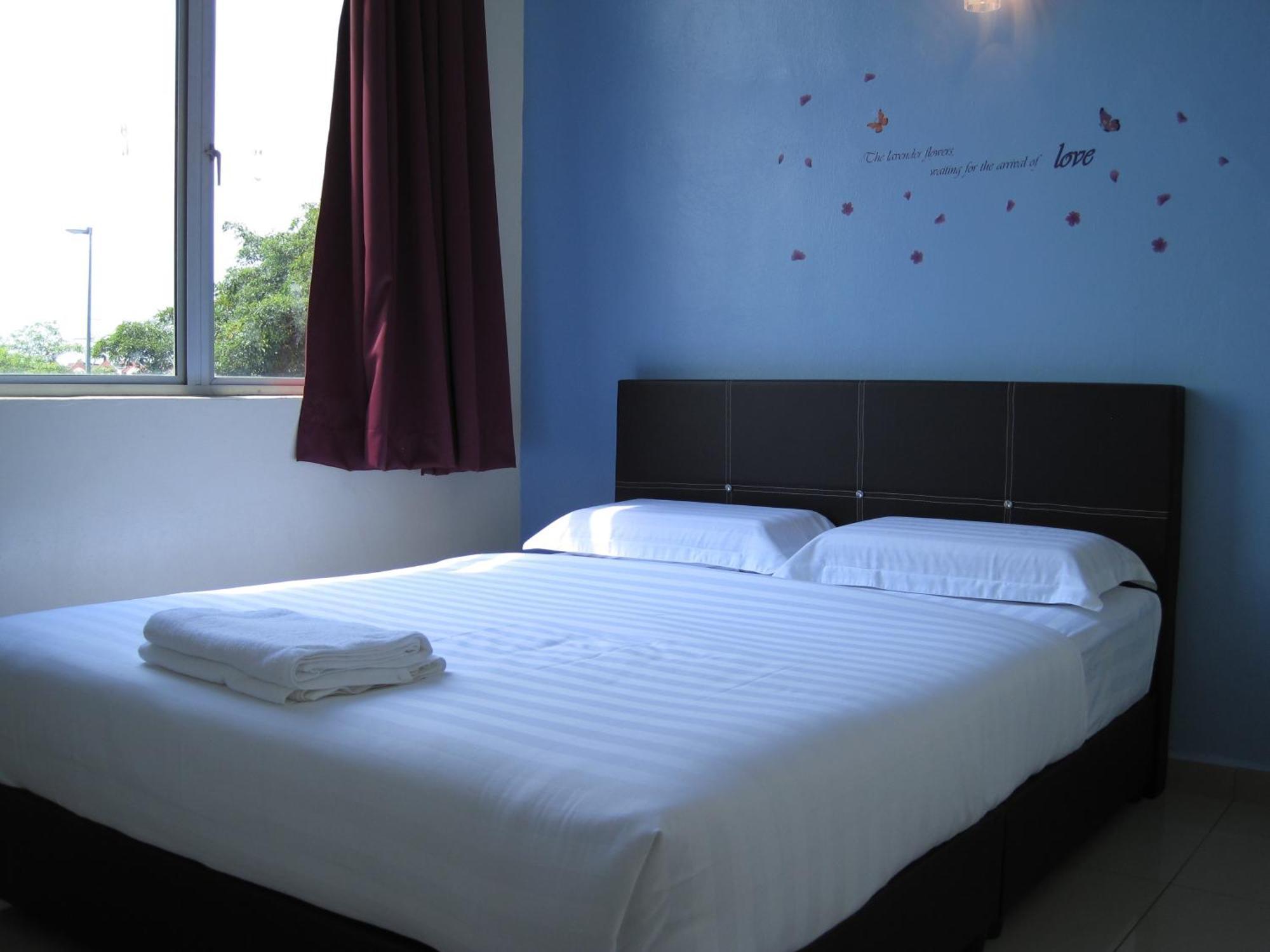 Max Inn Hotel Parit Raja Ruang foto